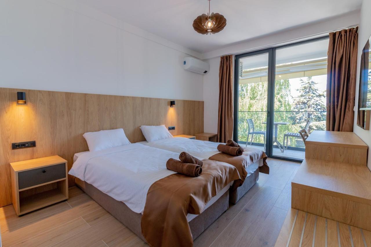 Lago Hotel Lagadin Eksteriør billede