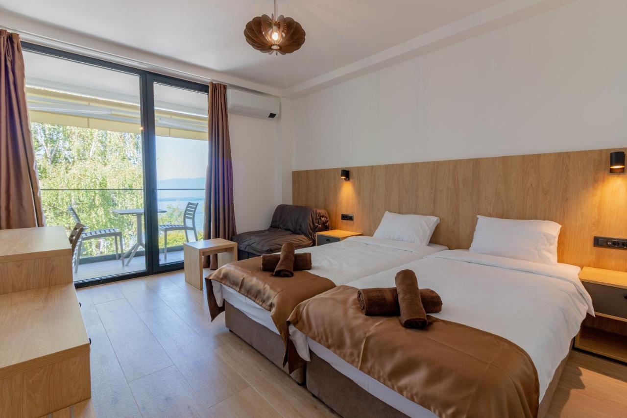 Lago Hotel Lagadin Eksteriør billede