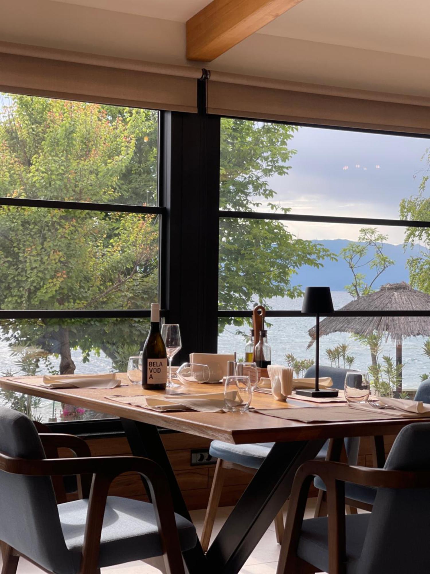 Lago Hotel Lagadin Eksteriør billede